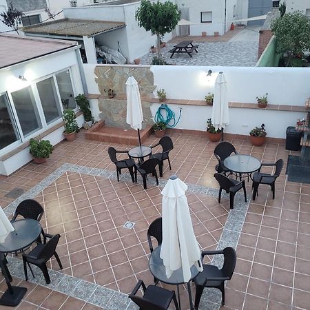 Hostal La Llar De Laura El Poble Nou del Delta Exterior foto